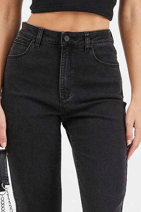 94 High Slim 90210 Organic Cotton Mom Jeans