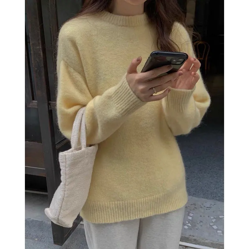 Ivyshape | Basic Round Neck Pullover Knitted Sweater