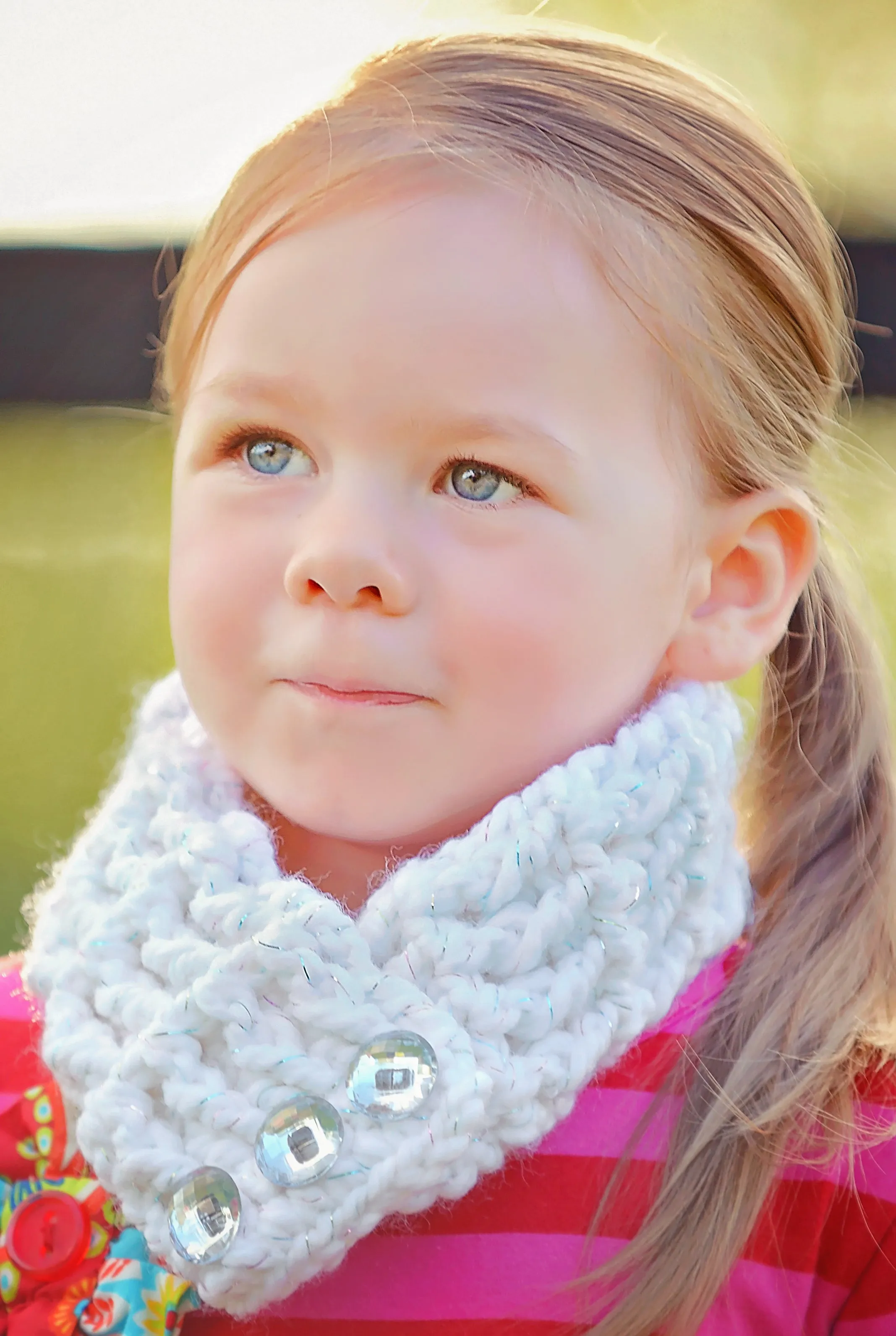 White sparkle button scarf